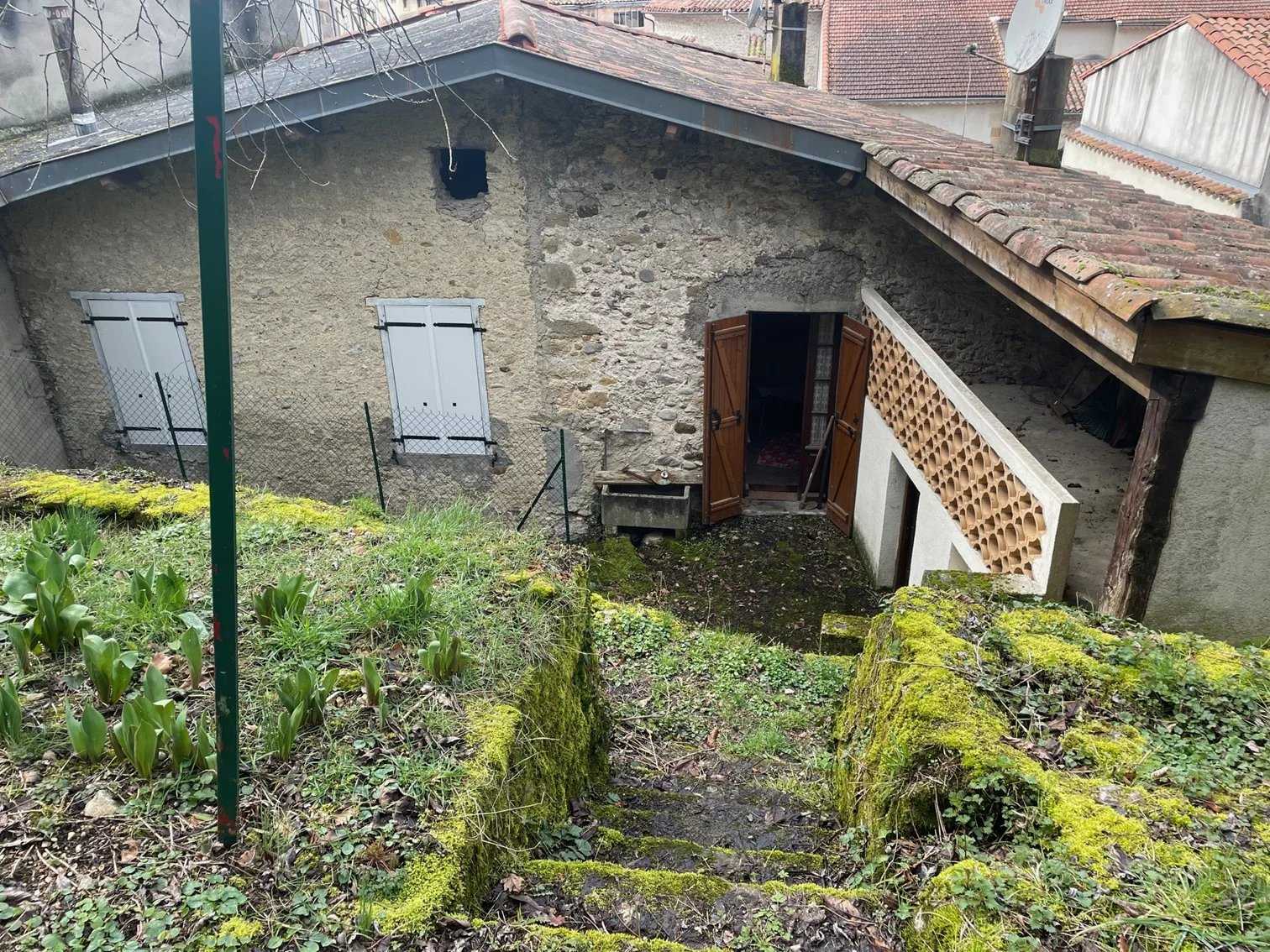 σπίτι σε Lavelanet, Occitanie 12630176