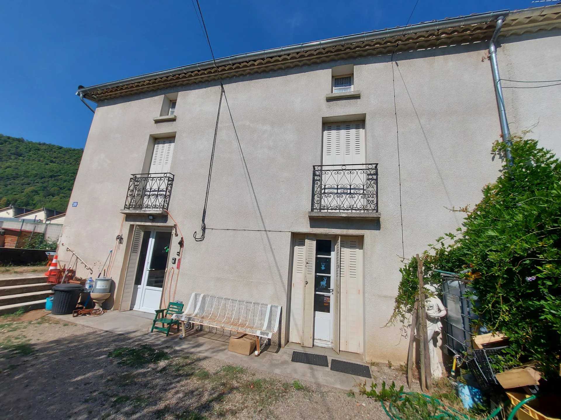 Flere hus i Foix, Occitanie 12630204