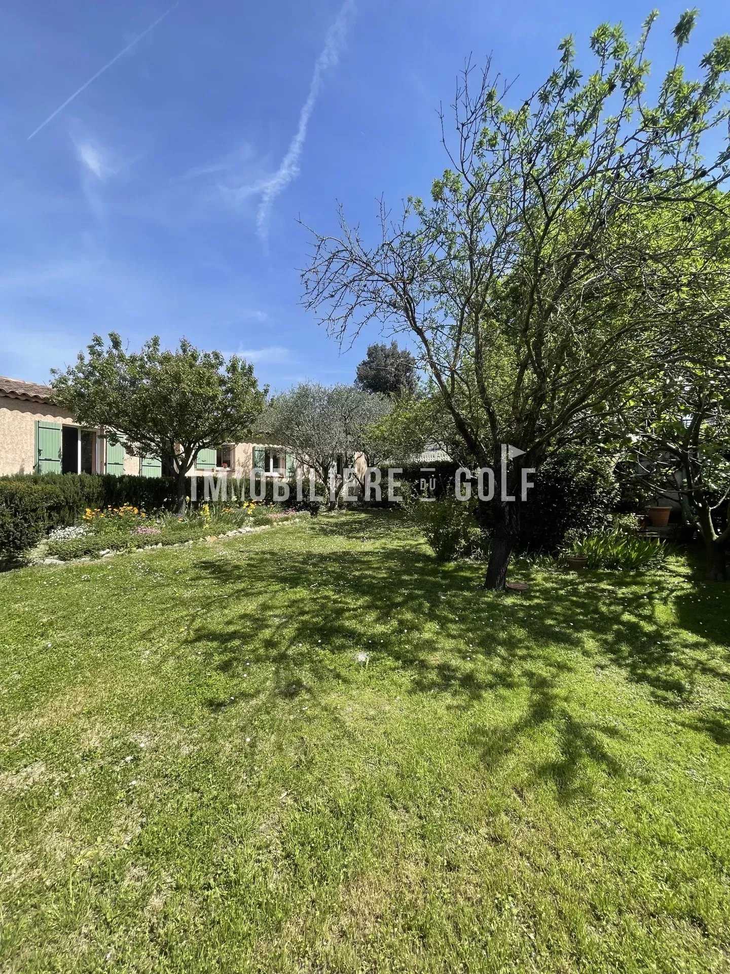 House in La Millere, Provence-Alpes-Cote d'Azur 12630256