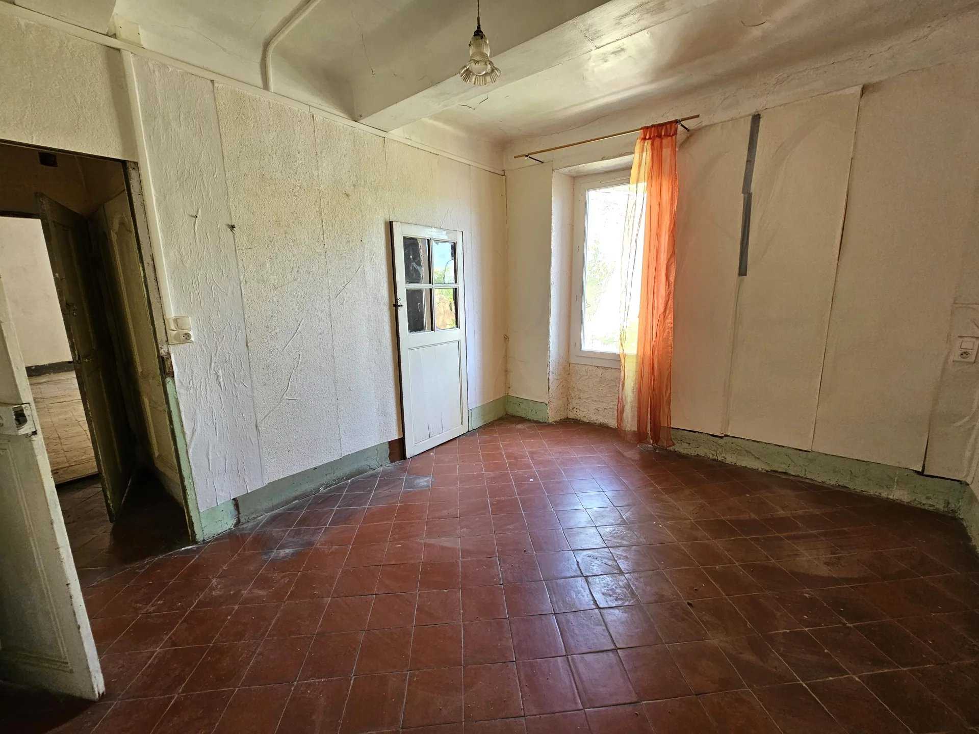Dom w Alleins, Provence-Alpes-Cote d'Azur 12630280
