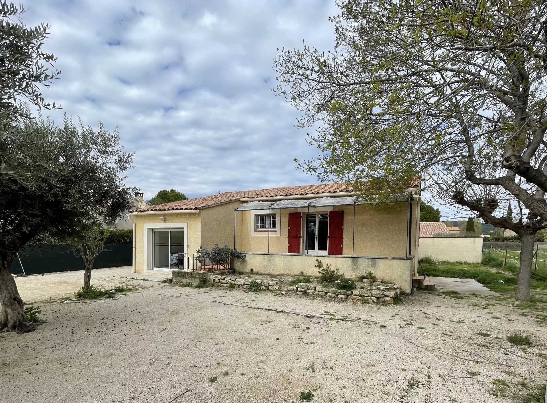 House in Caromb, Provence-Alpes-Cote d'Azur 12630287