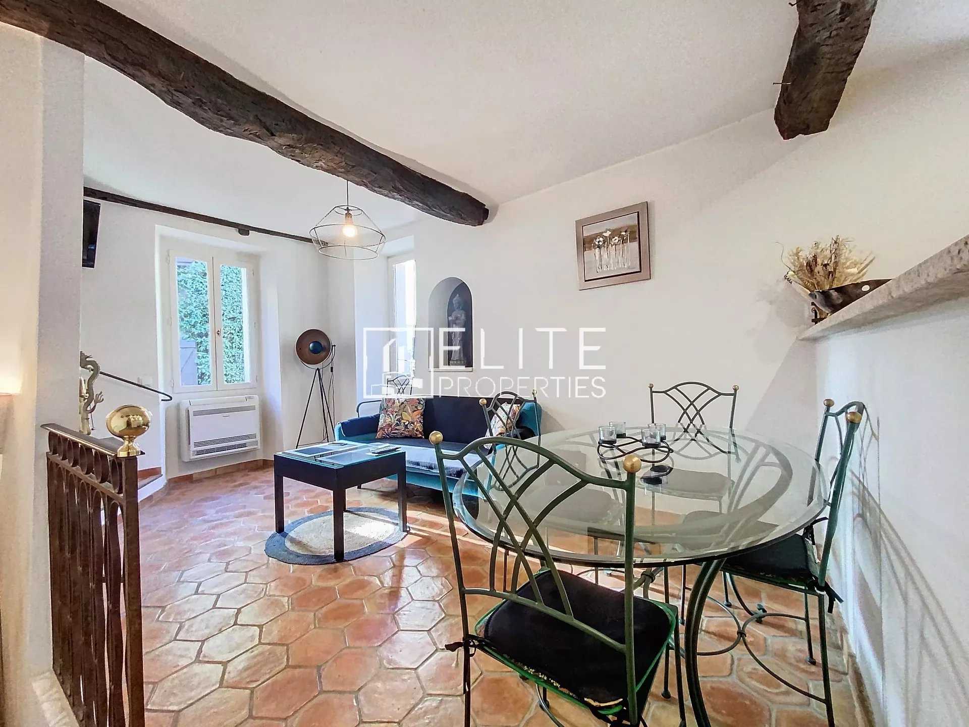 House in Mouans-Sartoux, Provence-Alpes-Cote d'Azur 12630351