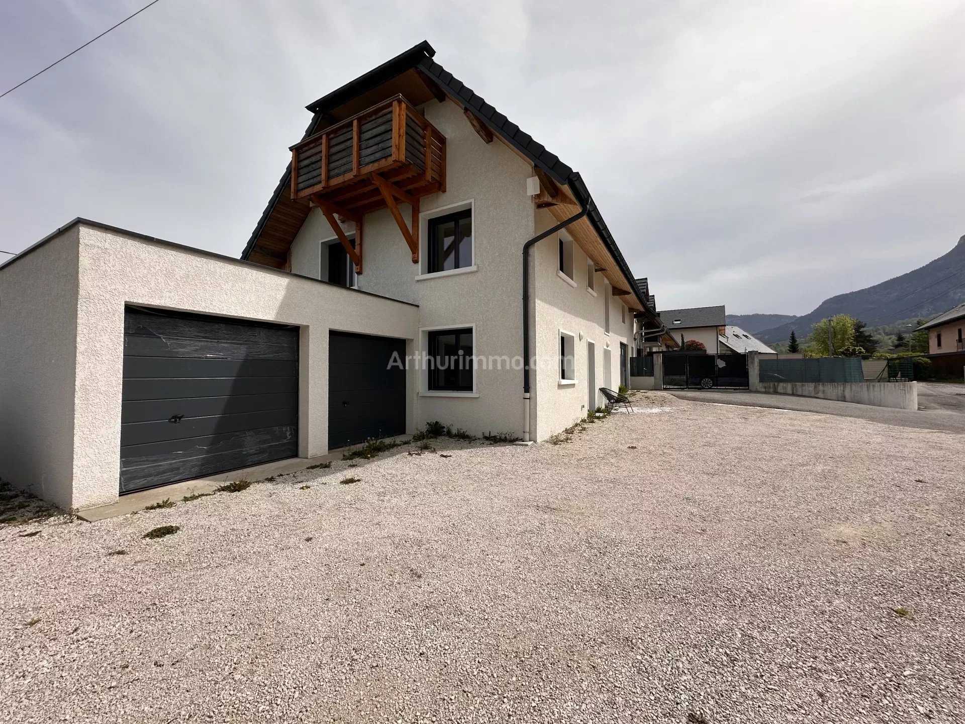 House in Trévignin, Savoie 12630399