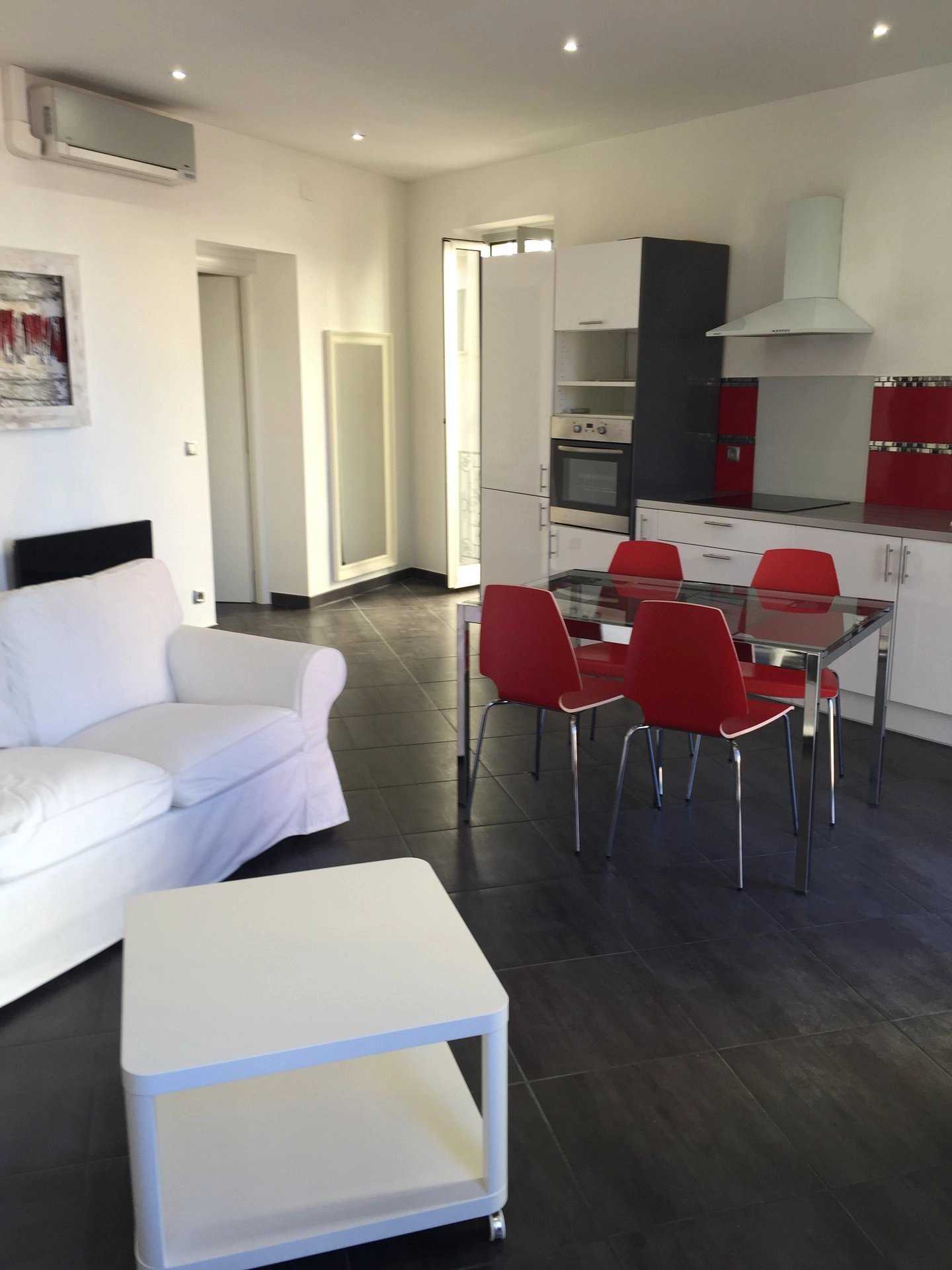 Condominium in Beausoleil, Provence-Alpes-Cote d'Azur 12630467