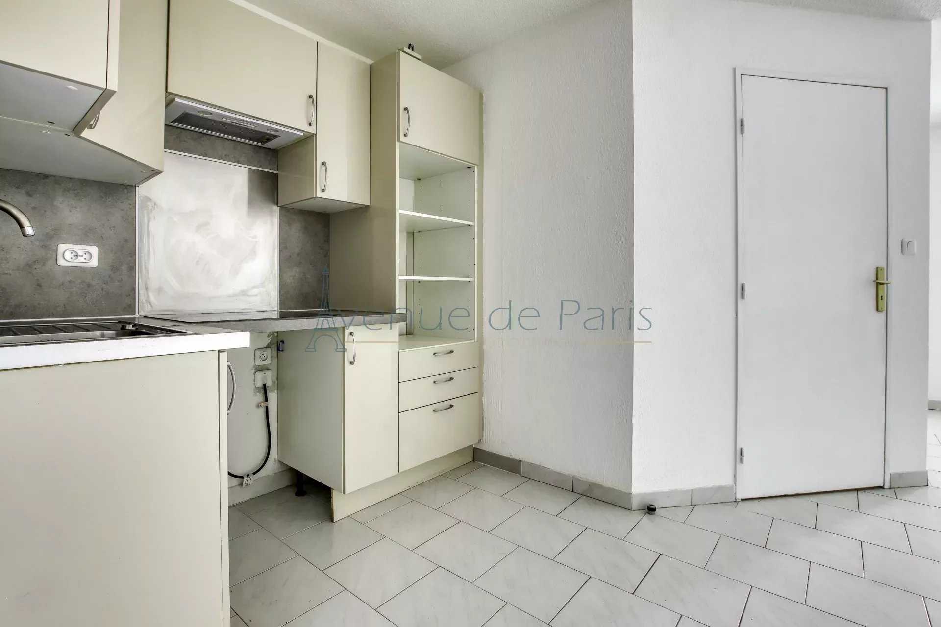 Condominium dans Six-Fours-les-Plages, Var 12630498