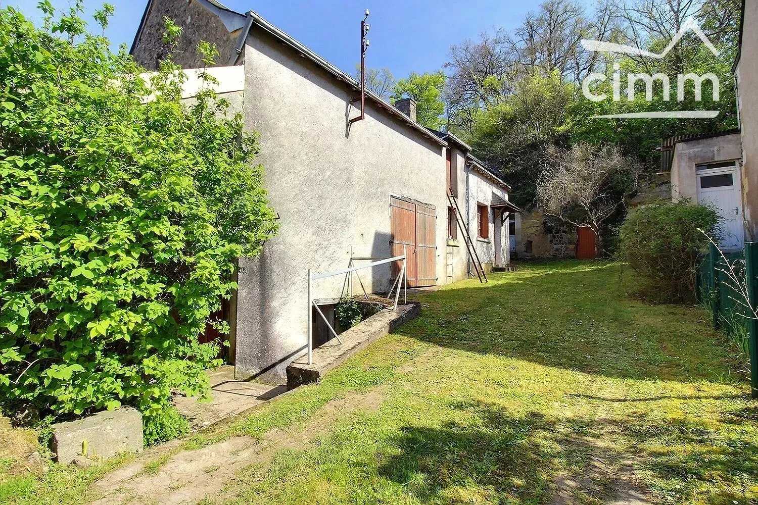 σπίτι σε Azay-le-Rideau, Indre-et-Loire 12630741