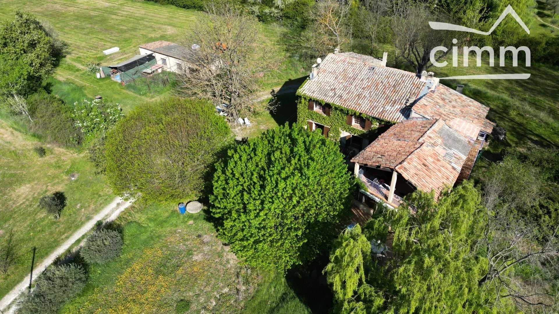 房子 在 Allemagne-en-Provence, 普羅旺斯-阿爾卑斯-藍色海岸 12630821