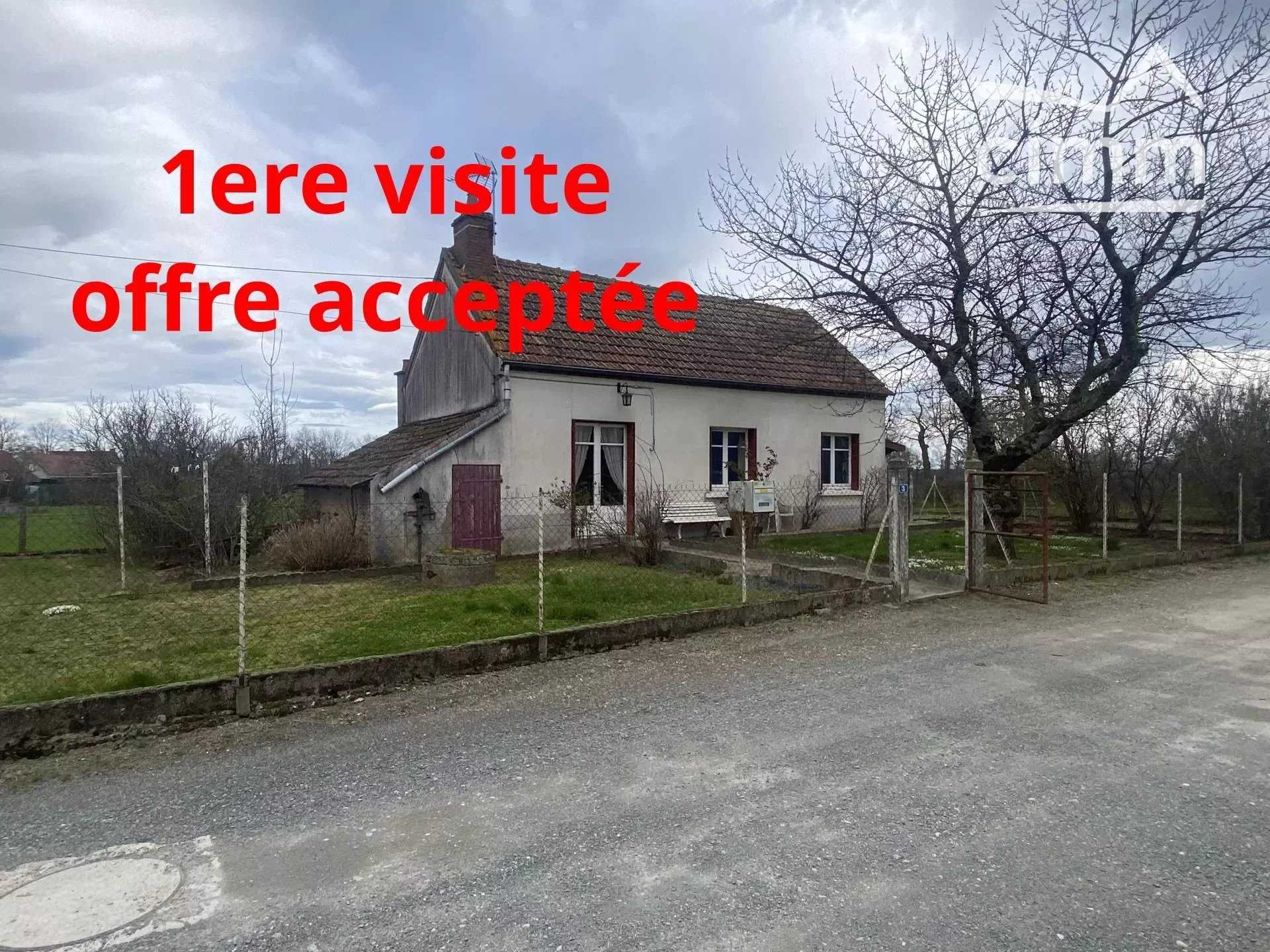 Rumah di Beaulon, Auvergne-Rhone-Alpes 12630883