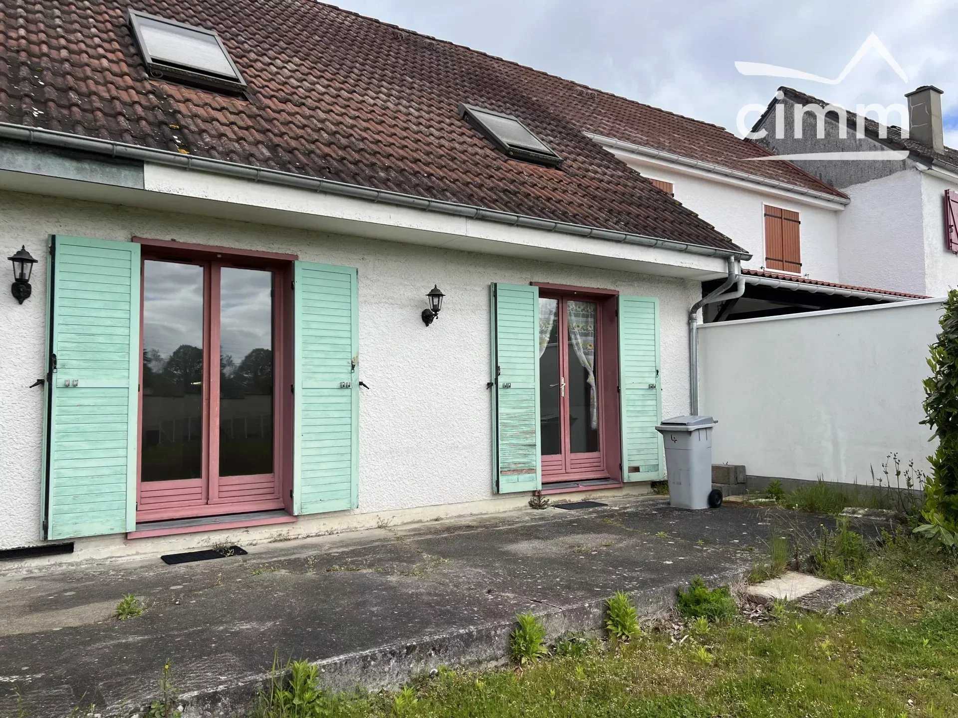 Casas Múltiplas no Bourbon-Lancy, Borgonha-Franco-Condado 12630885