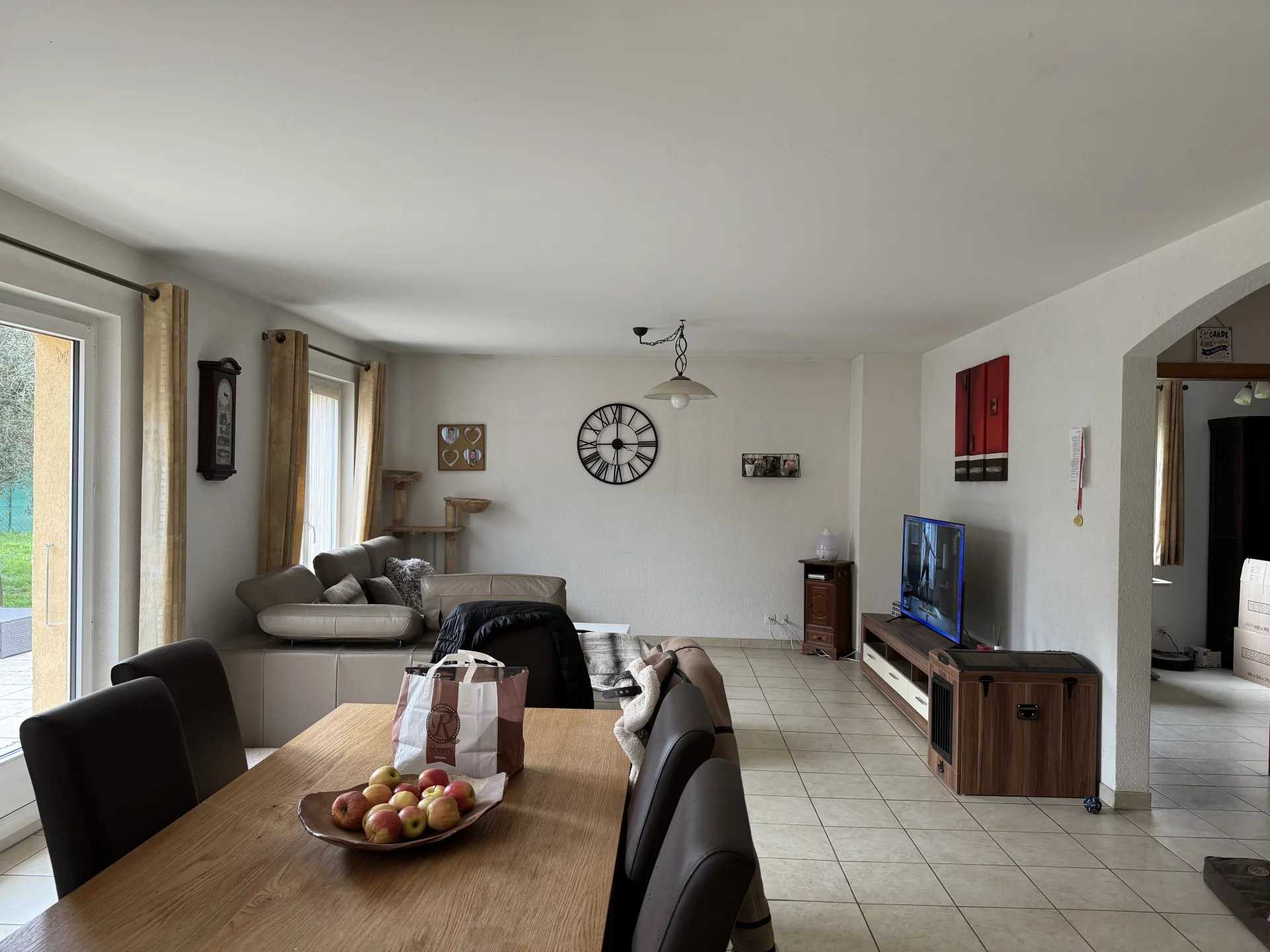 Residential in Noville, District d'Aigle 12630917