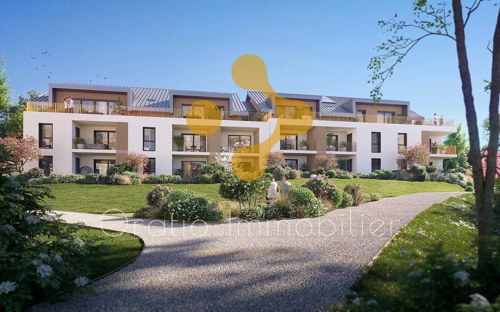 Condominium in Annecy-le-Vieux, Auvergne-Rhône-Alpes 12630942