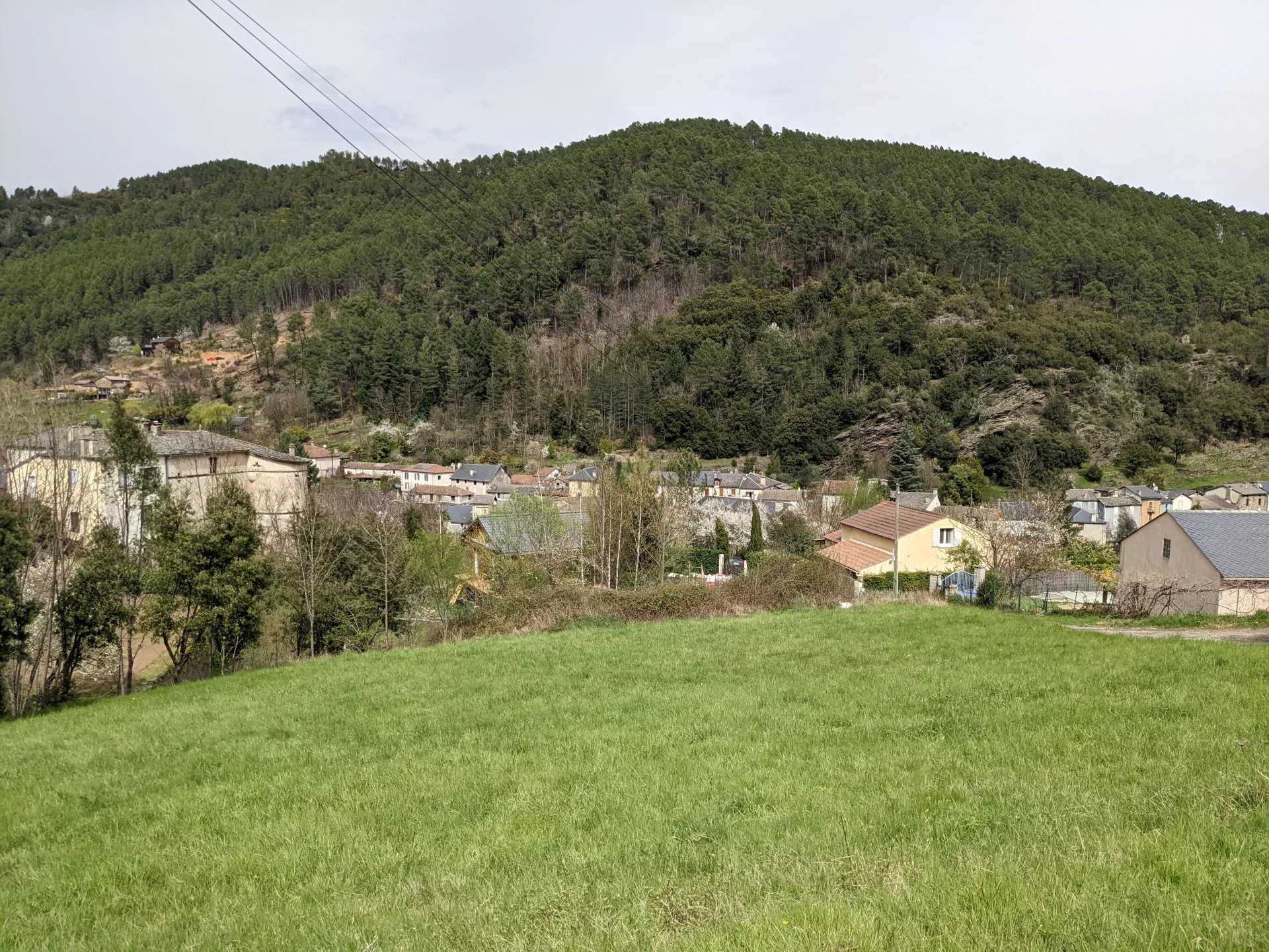 Tanah dalam Sainte-Croix-Vallee-Francaise, Occitanie 12631051