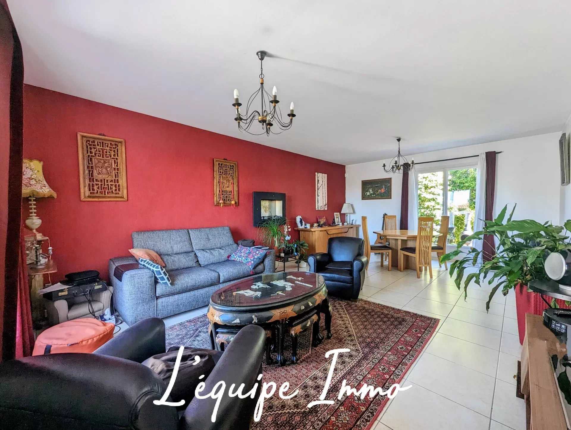Residential in L'Union, Haute-Garonne 12631204
