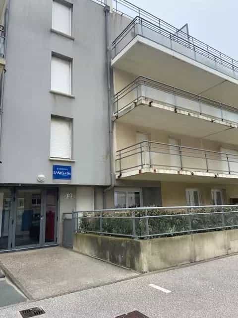 Condominium in Fort-Mahon-Plage, Somme 12631727