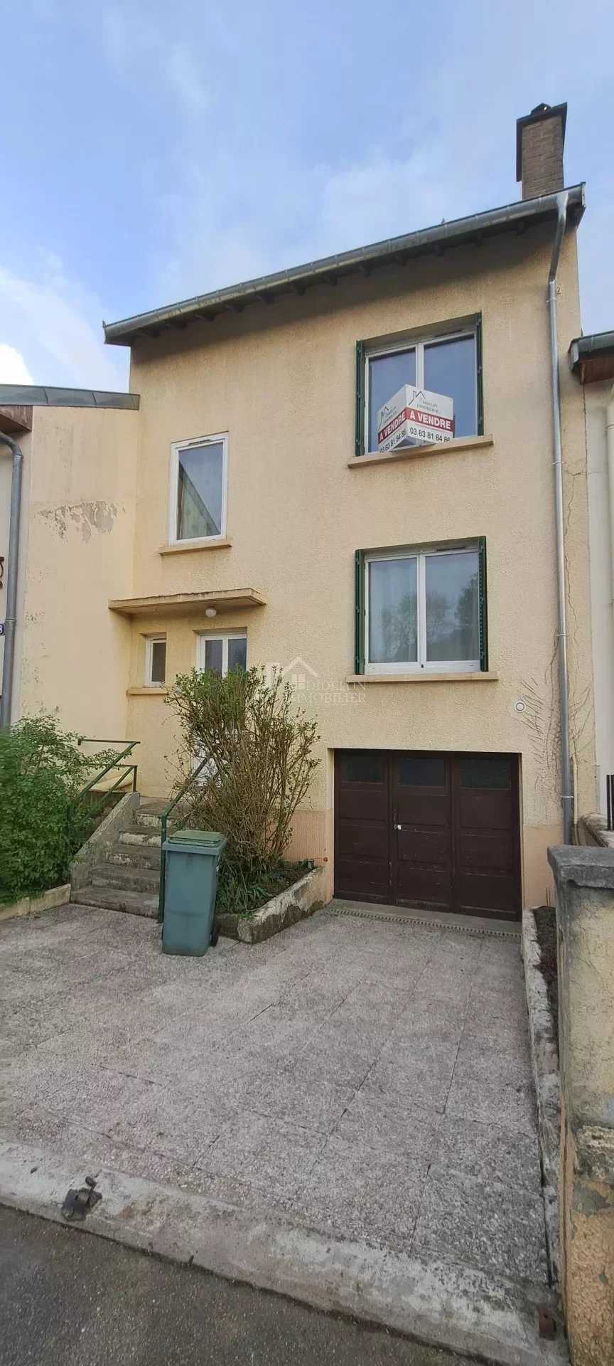 Multiple Houses in Essey-les-Nancy, Grand Est 12631737
