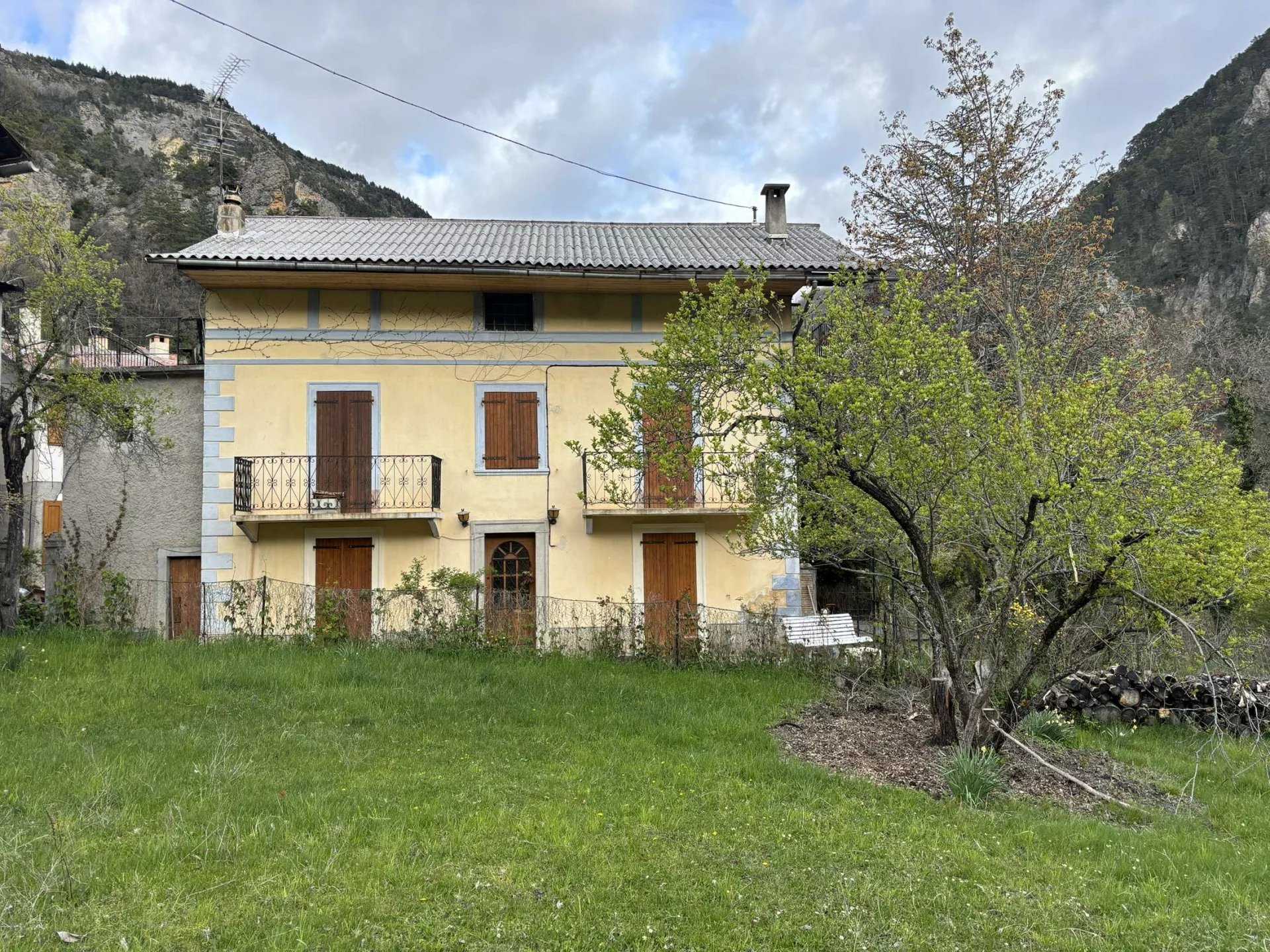beboelse i Péone, Alpes-Maritimes 12631755