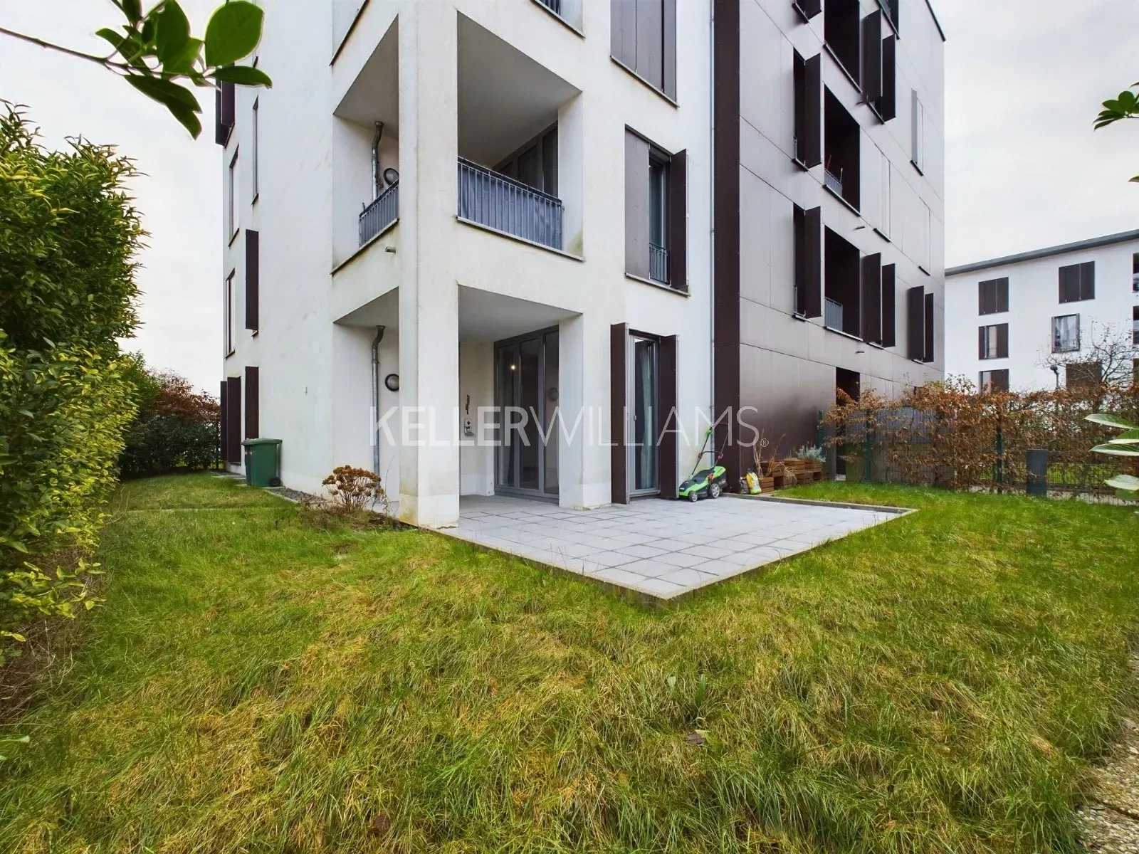 Condominium in Niederkorn, Differdange 12631817