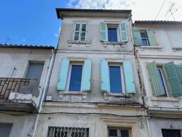 Кілька будинків в Arles, Bouches-du-Rhône 12631870