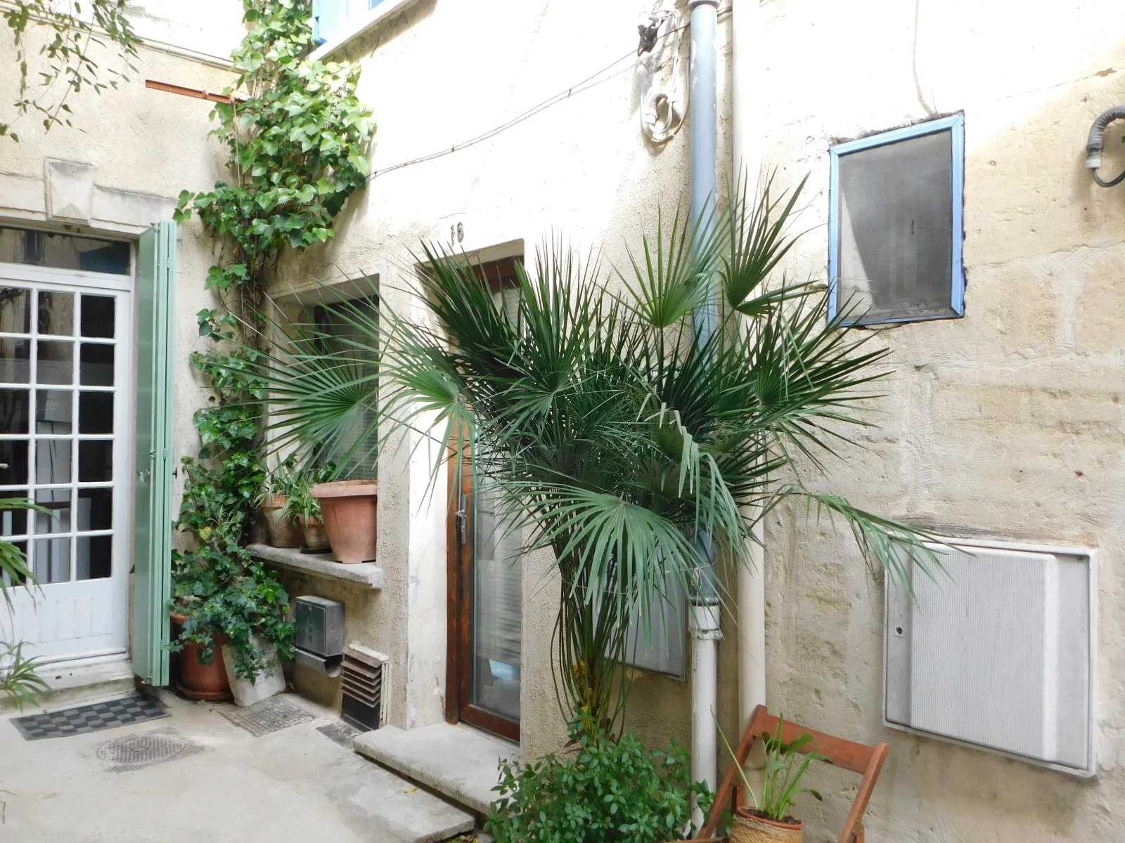 Flere hus i Arles, Provence-Alpes-Cote d'Azur 12631872