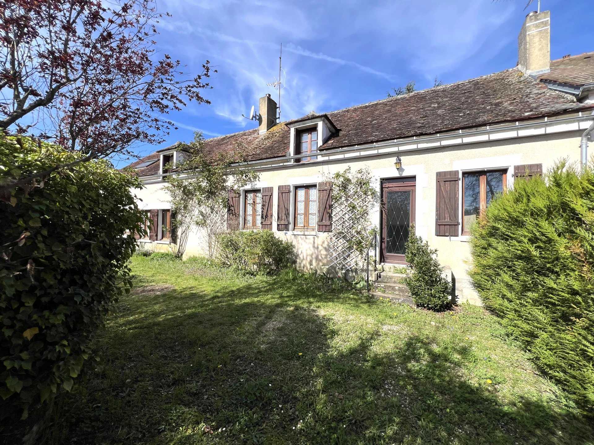casa en Saint-Georges-sur-Baulche, Bourgogne-Franche-Comte 12631896