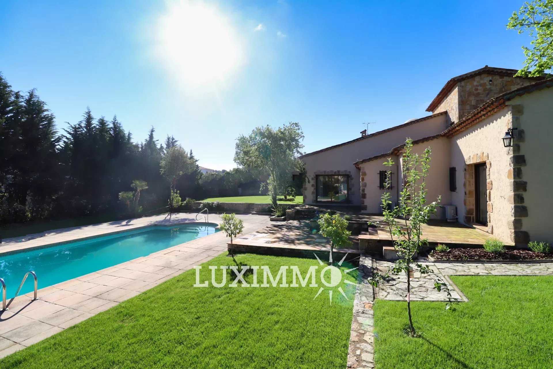 Rumah di Valbonne, Provence-Alpes-Cote d'Azur 12632034