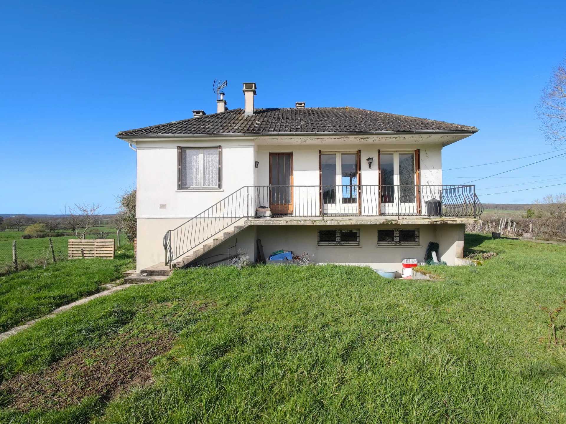 жилой дом в Remilly, Bourgogne-Franche-Comte 12632389
