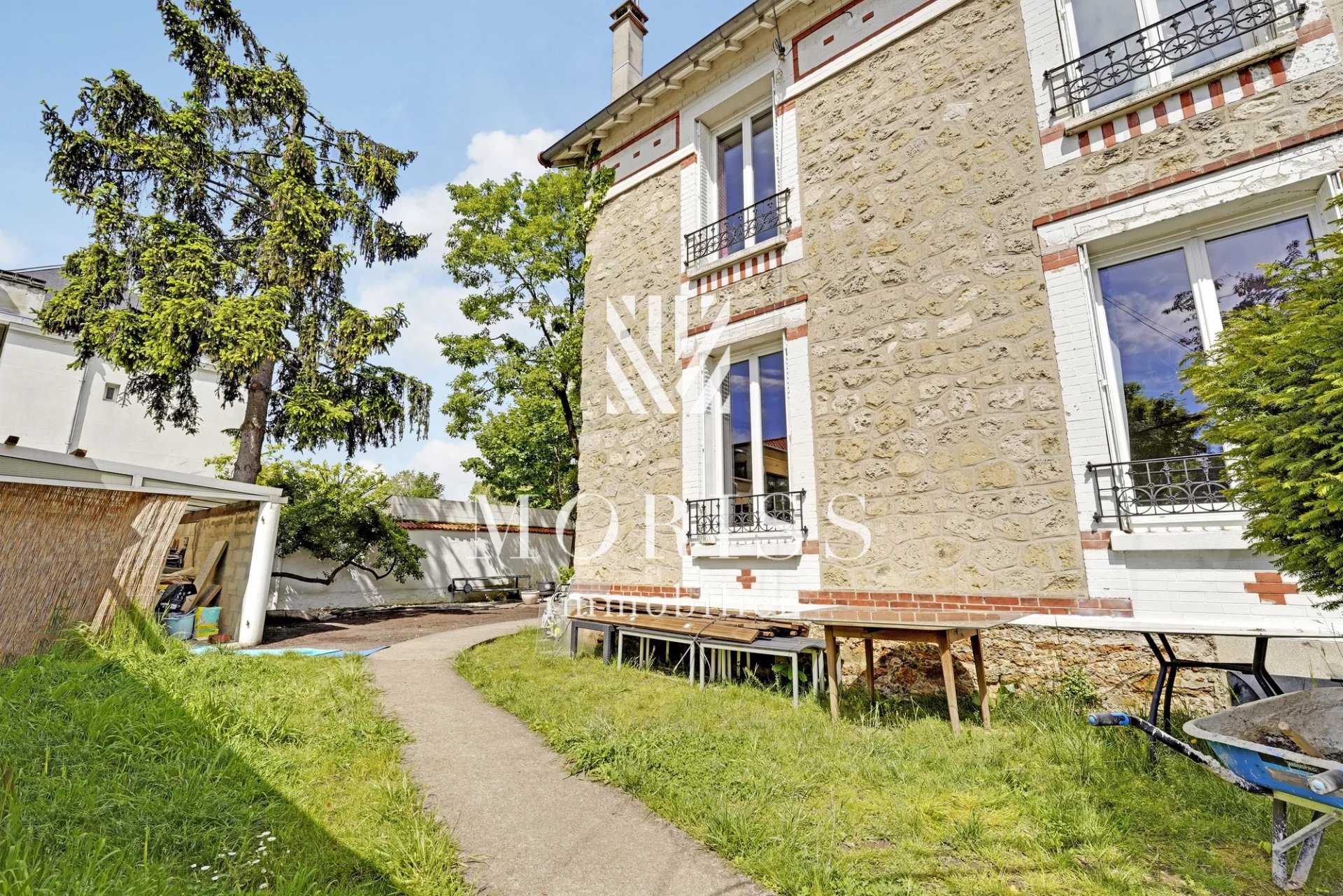 σπίτι σε Saint-Maur-des-Fossés, Val-de-Marne 12632422