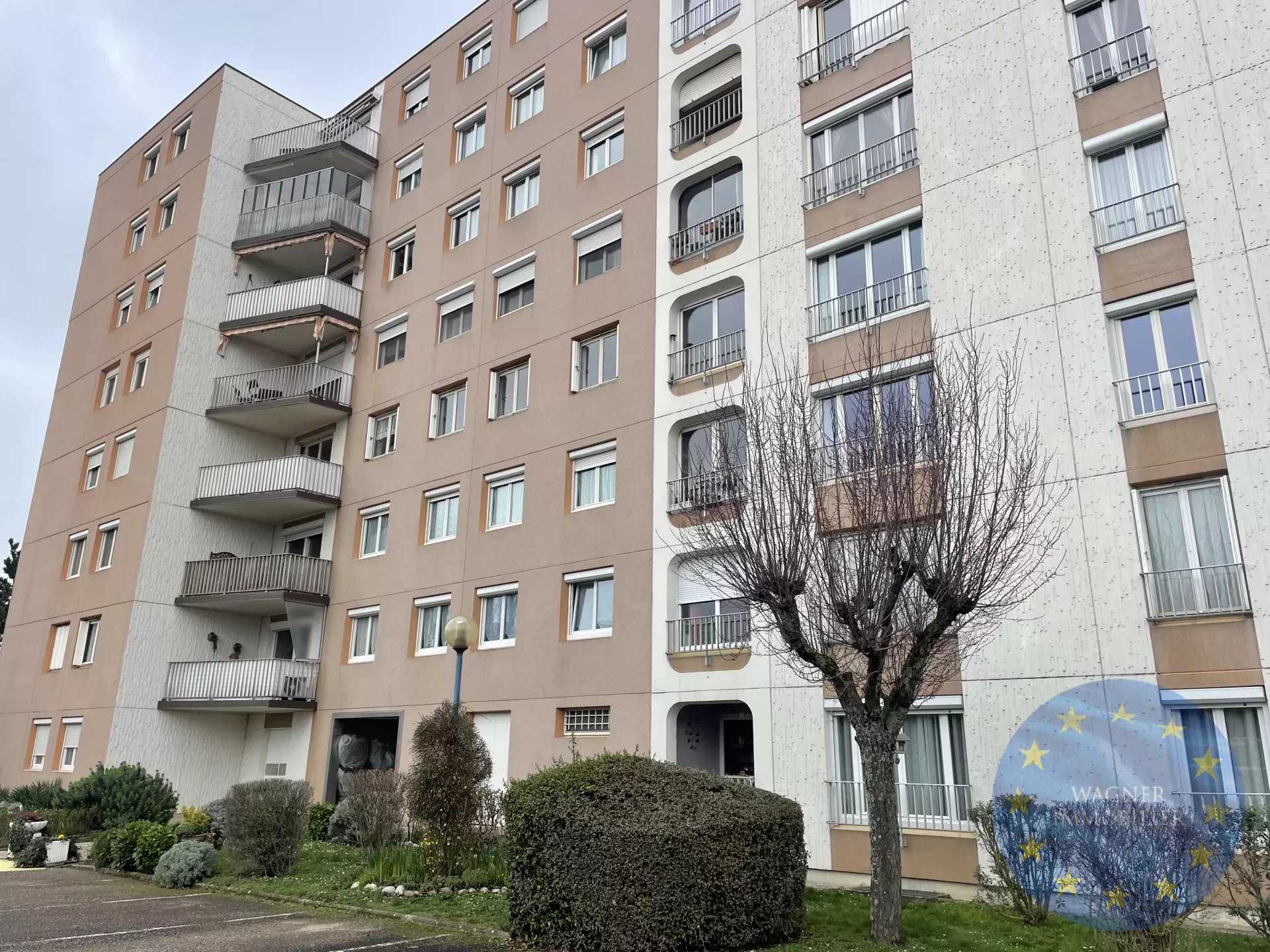 Condominium in Vandœuvre-lès-Nancy, Meurthe-et-Moselle 12632453