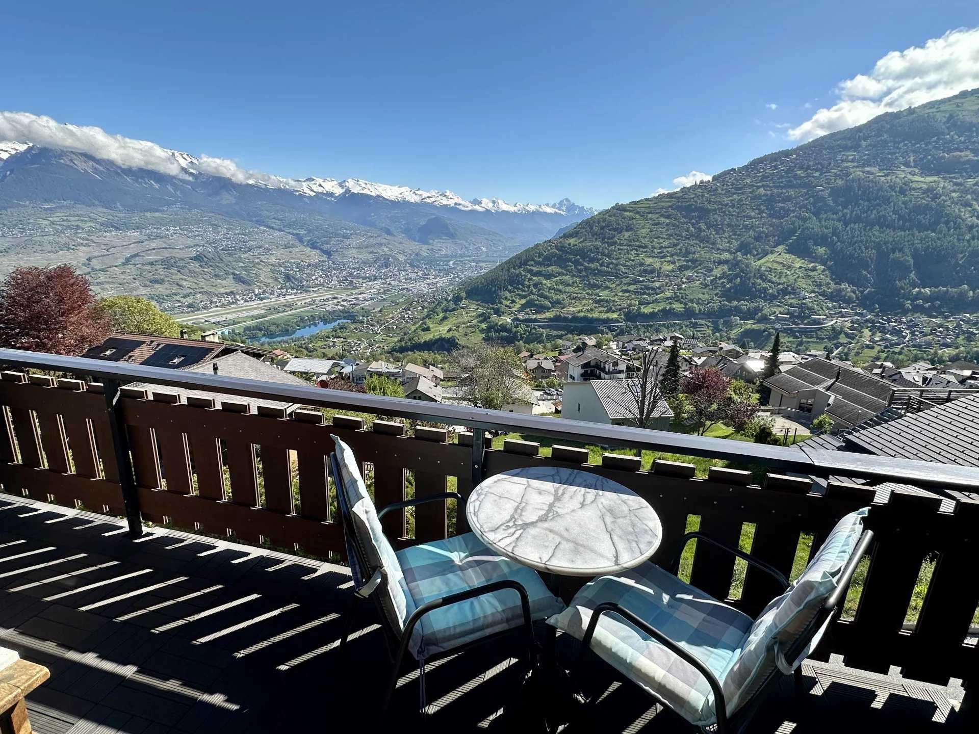 House in Conthey, Valais 12632531