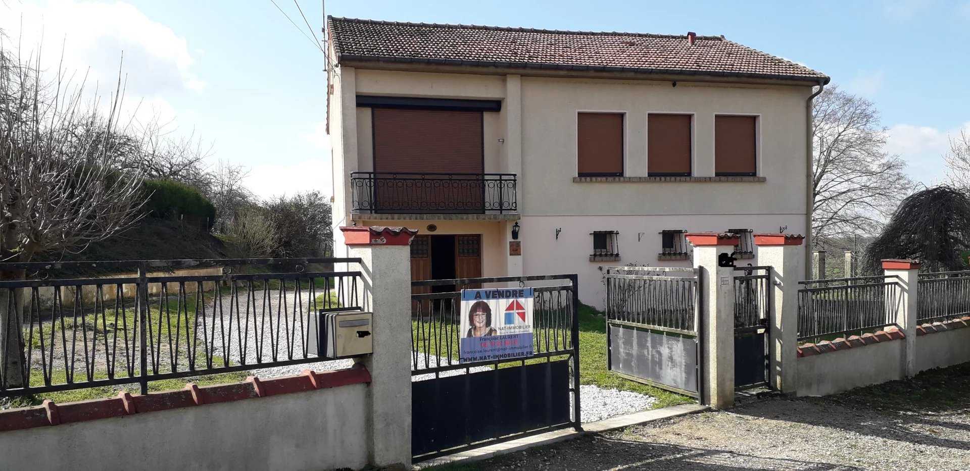 House in Sermaize-les-Bains, Grand Est 12632602