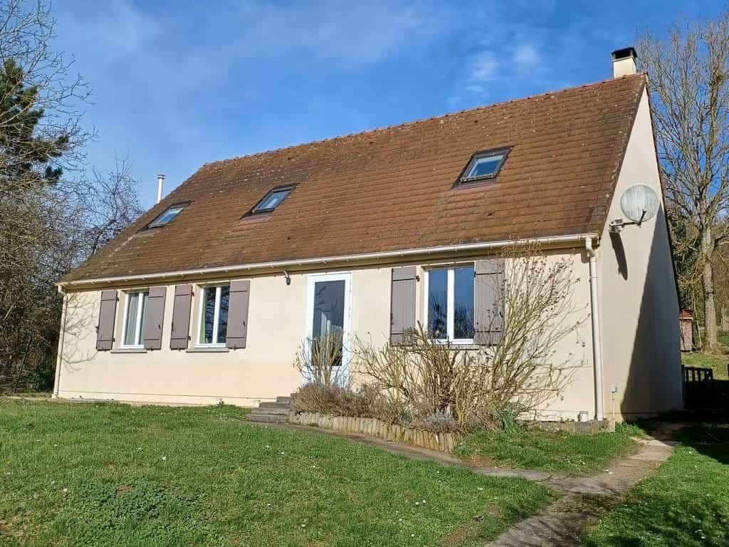 House in Lizy-sur-Ourcq, Ile-de-France 12632641