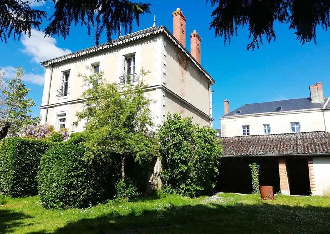 Haus im Artannes-sur-Indre, Centre-Val de Loire 12632778