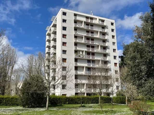 Eigentumswohnung im Merignac, Nouvelle-Aquitaine 12632800