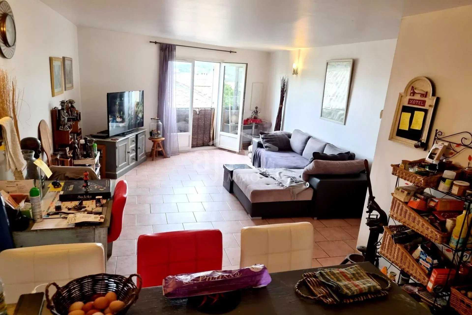 Eigentumswohnung im Rognes, Provence-Alpes-Côte d'Azur 12632825