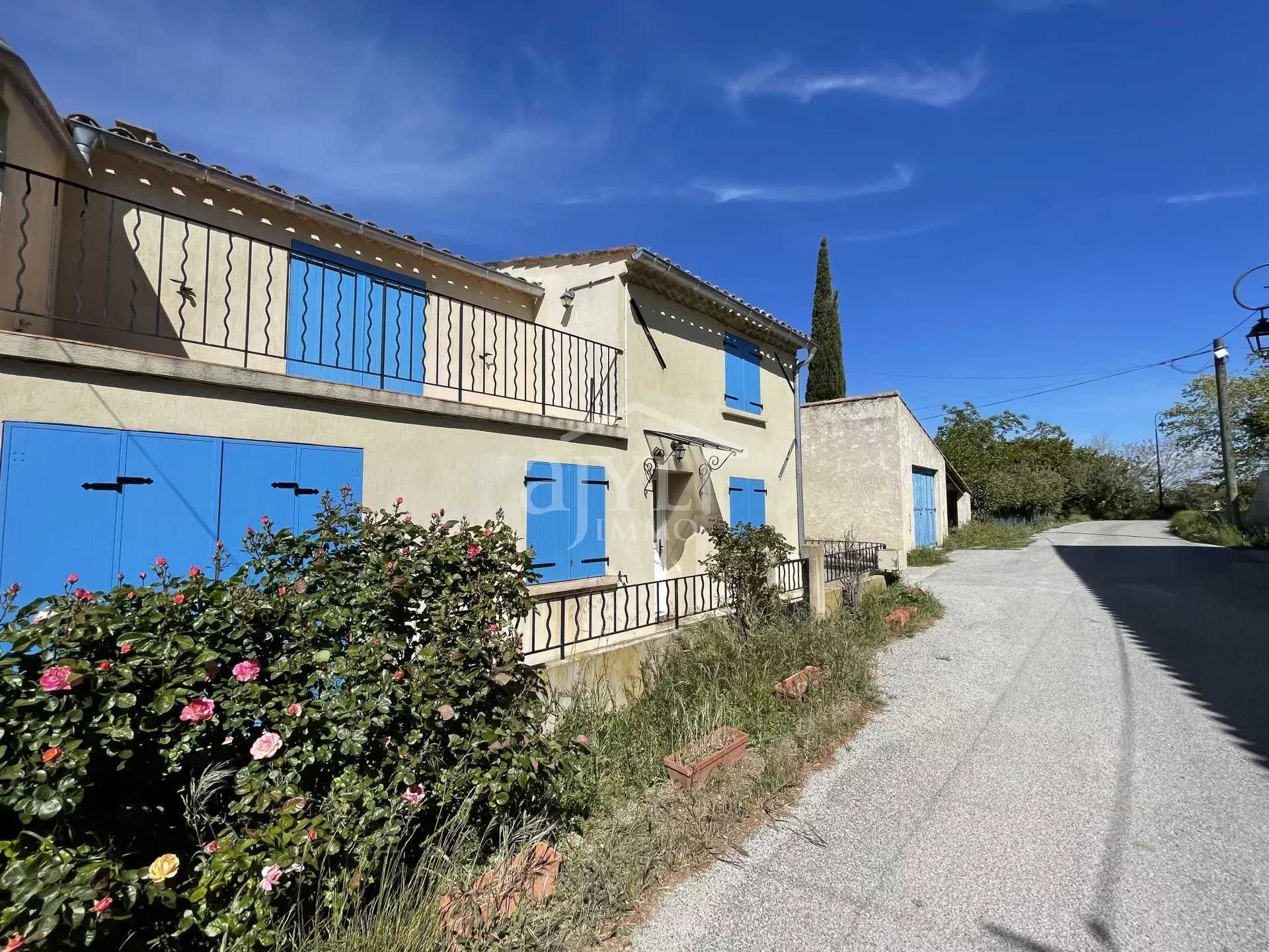 House in Le Puy-Sainte-Reparade, Provence-Alpes-Cote d'Azur 12632835