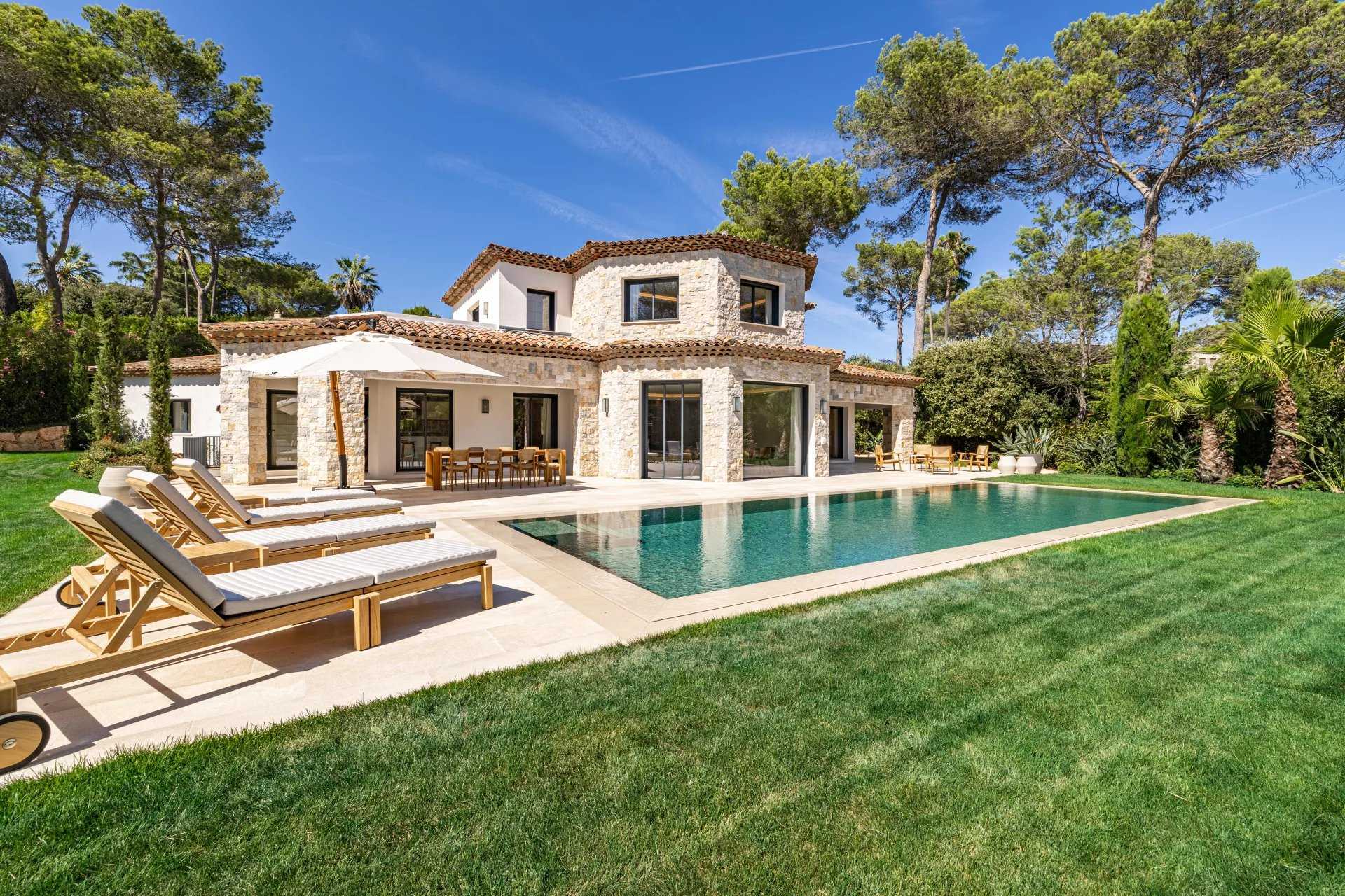 Hus i Mougins, Provence-Alpes-Cote d'Azur 12632908