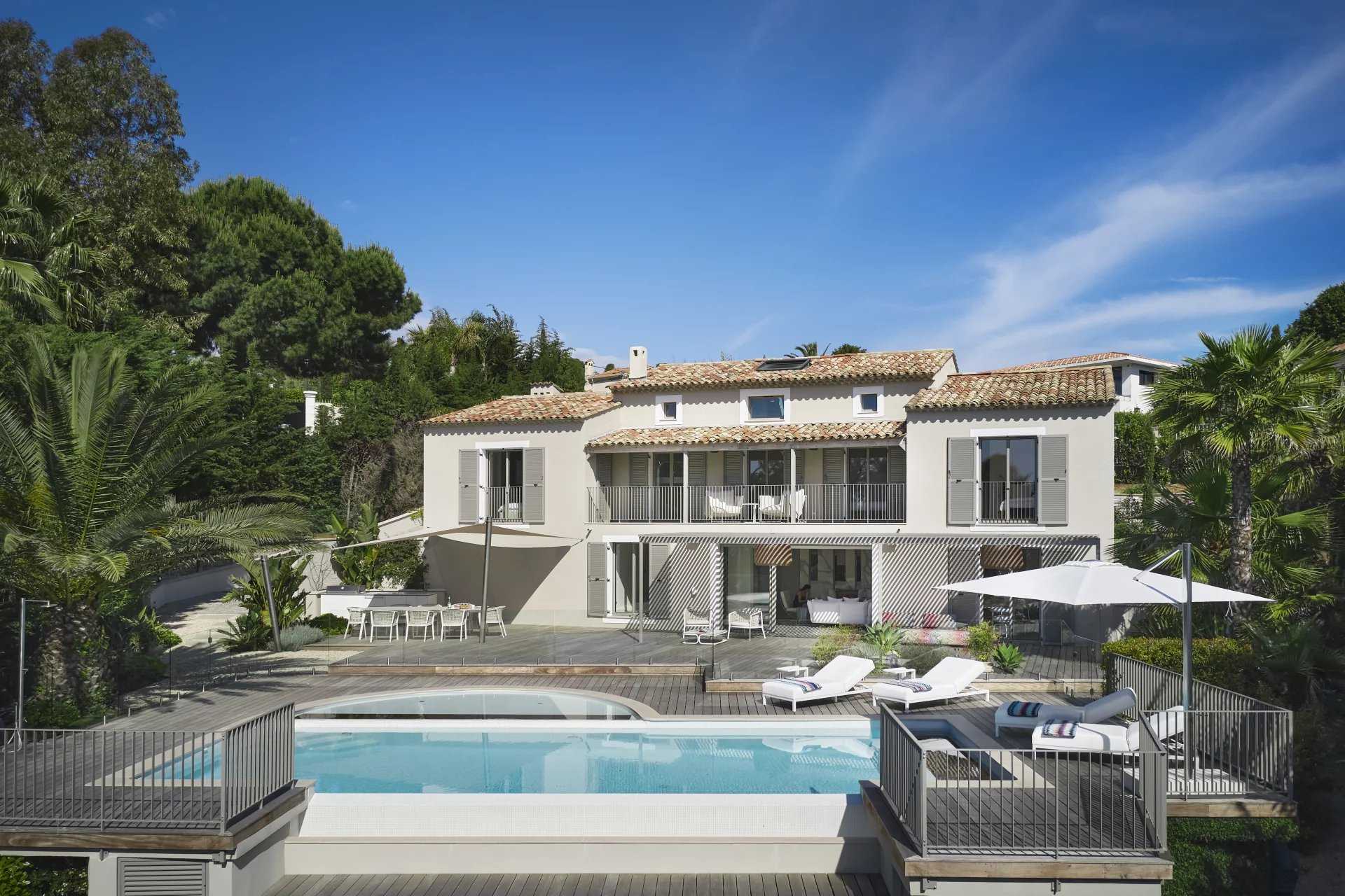 Talo sisään Cannes, Provence-Alpes-Cote d'Azur 12632921