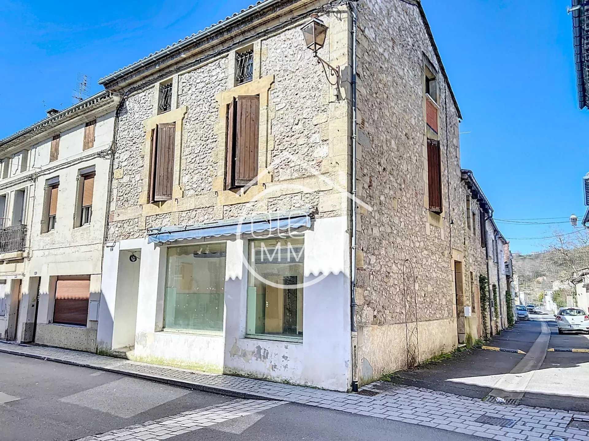Condominium in Port-Sainte-Foy-et-Ponchapt, Nouvelle-Aquitaine 12632990