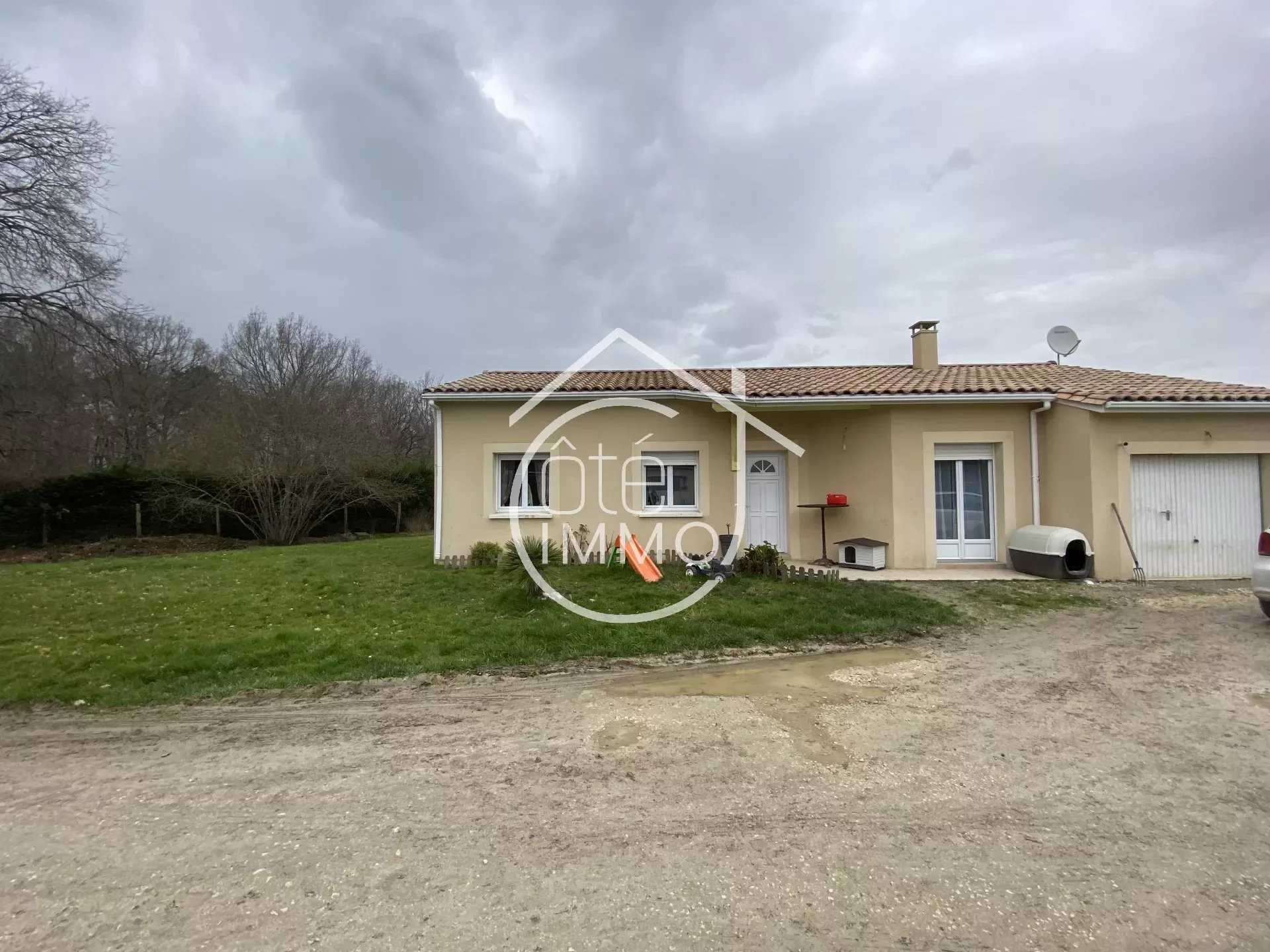 Casa nel Menesplet, Nouvelle-Aquitaine 12633072