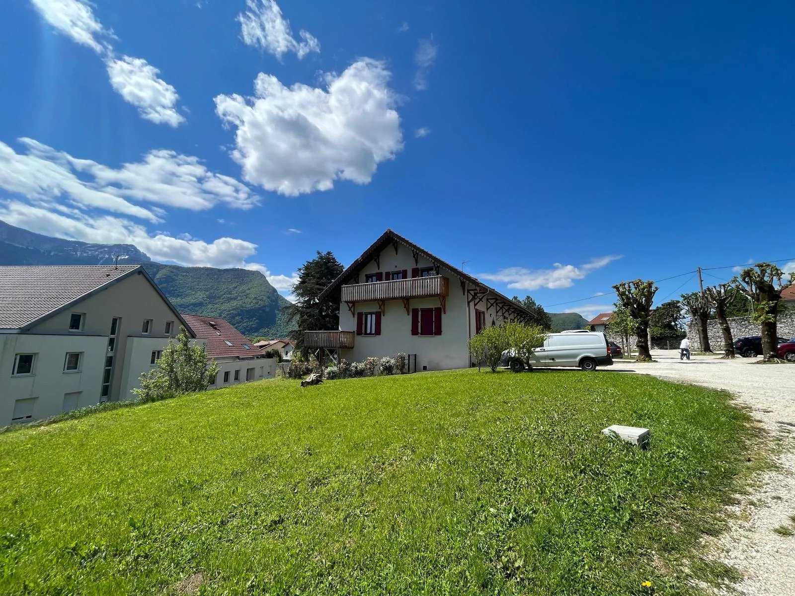 Eigentumswohnung im Voreppe, Auvergne-Rhone-Alpes 12633176