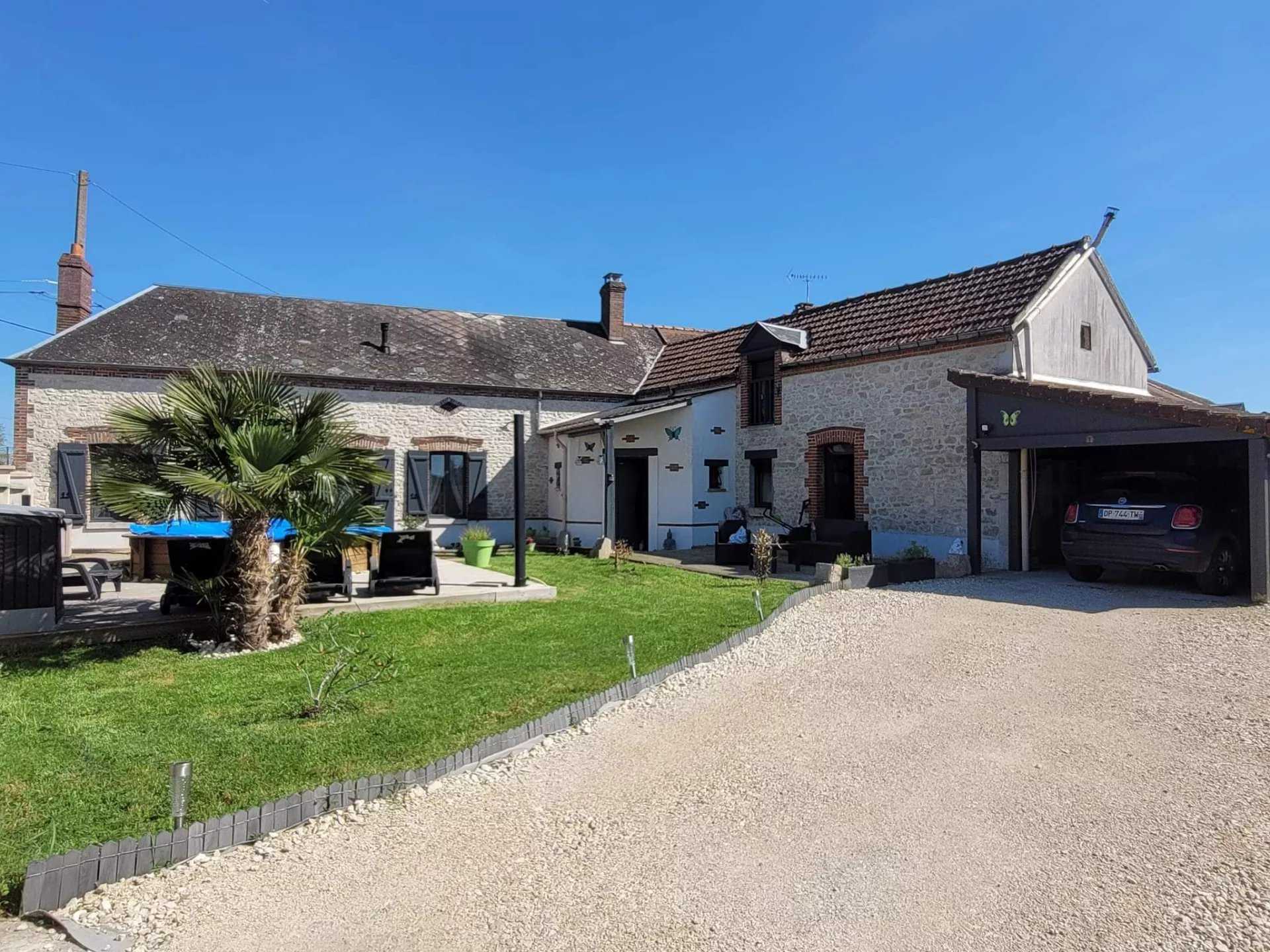 Beberapa Rumah di Montargis, Pusat-Val de Loire 12633477