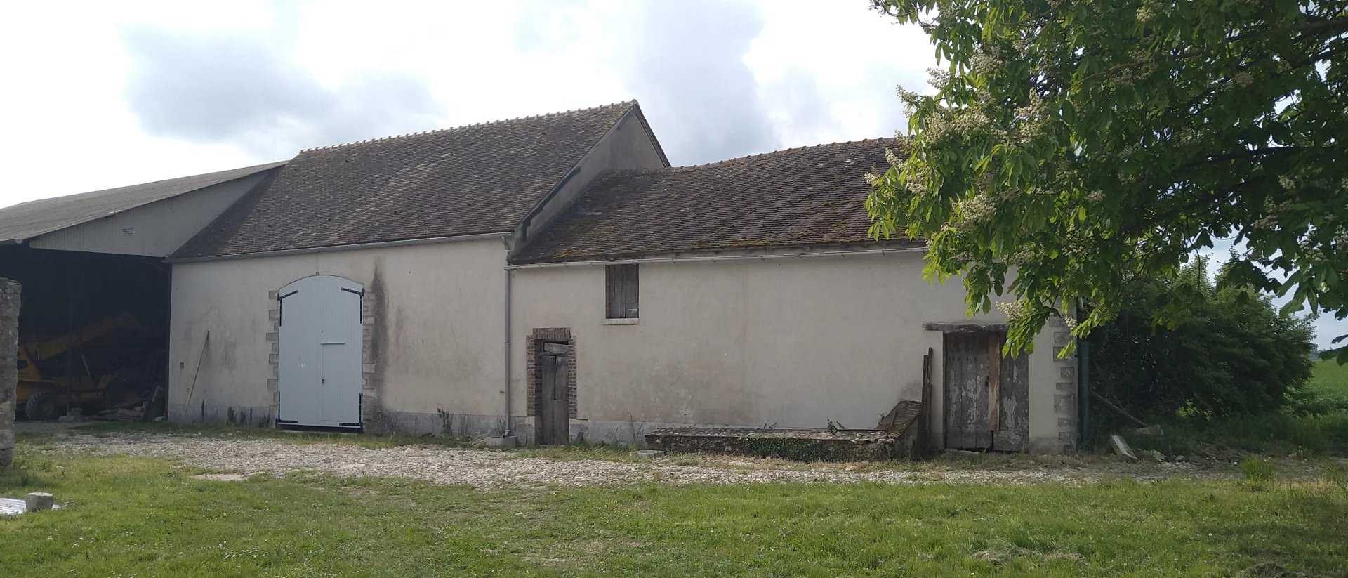 Hus i Montargis, Centre-Val de Loire 12633481