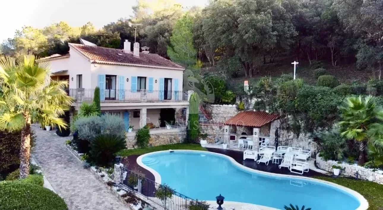 Rumah di Valbonne, Provence-Alpes-Cote d'Azur 12633601
