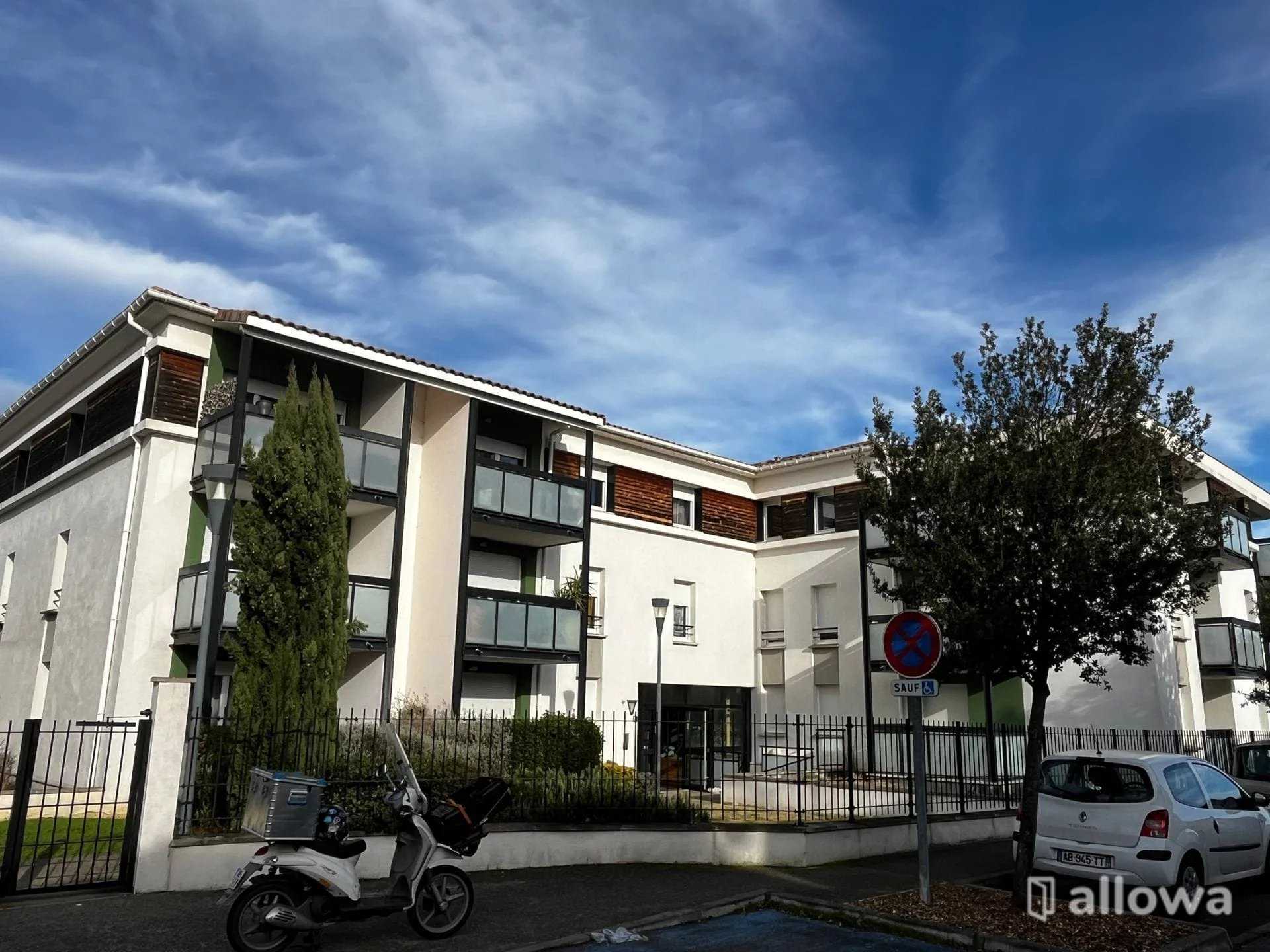 Condominium in Colomiers, Occitanie 12633669