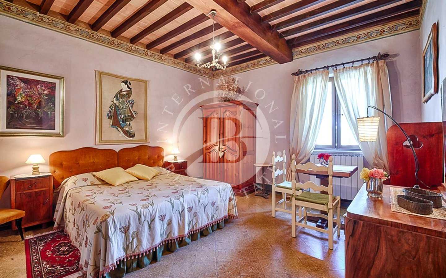 loger dans Montepulciano, Siena 12633982