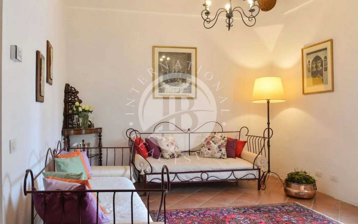 Будинок в Monteroni d'Arbia, Siena 12633983