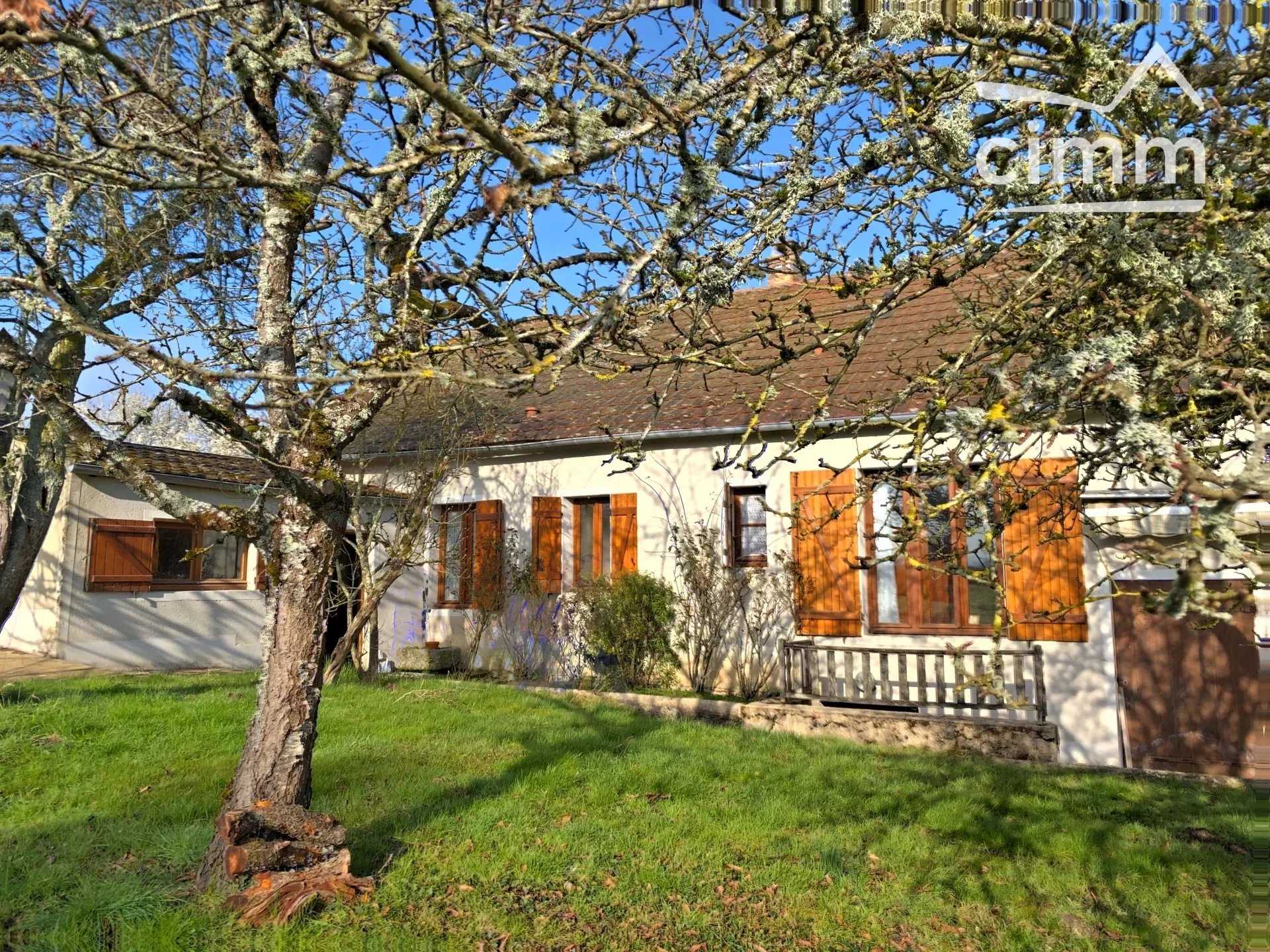 بيت في Sainte-Magnance, بورغون-فرانش-كونت 12634523