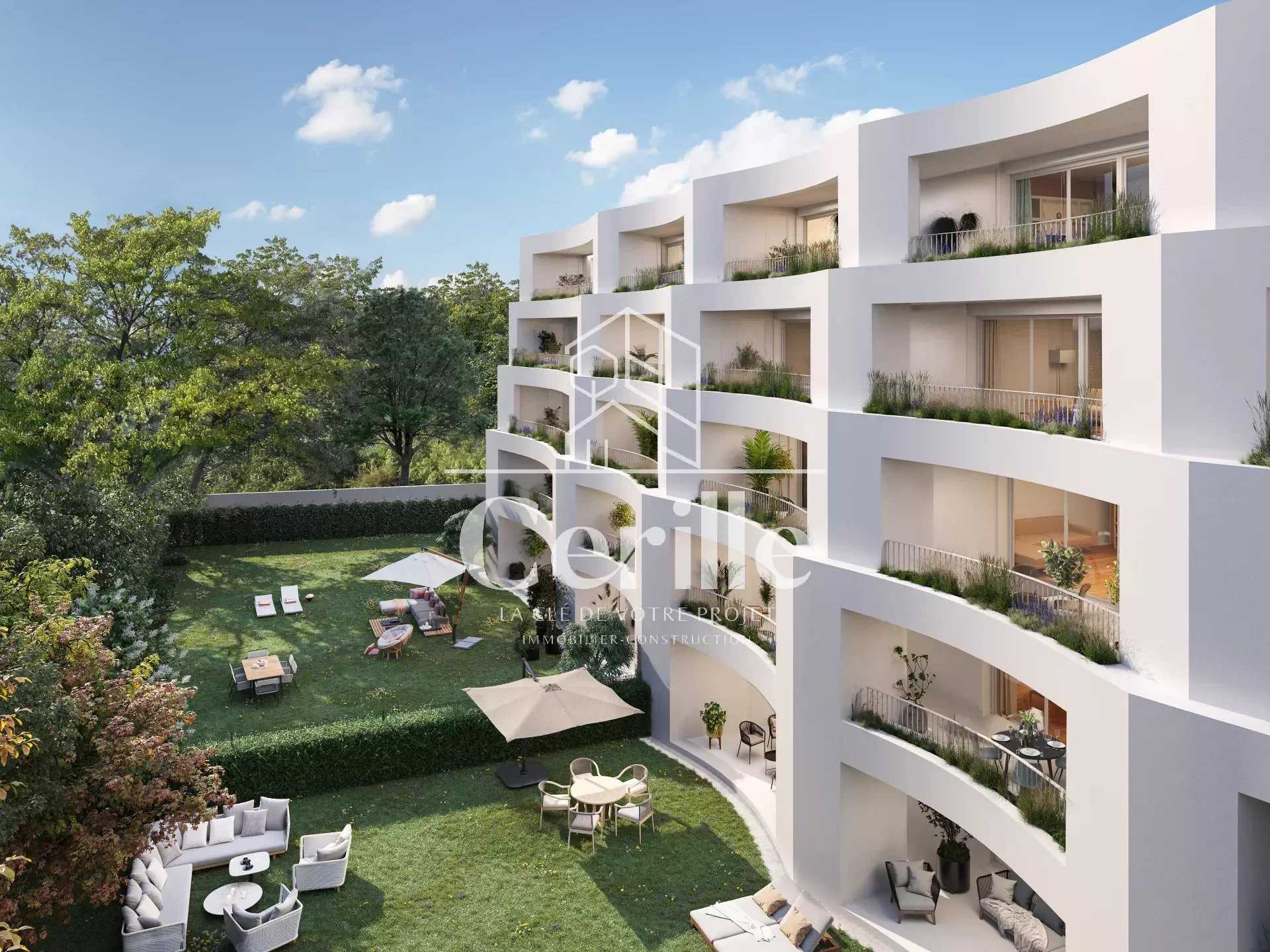 Condominium in Sainte-Anne, Provence-Alpes-Cote d'Azur 12634558