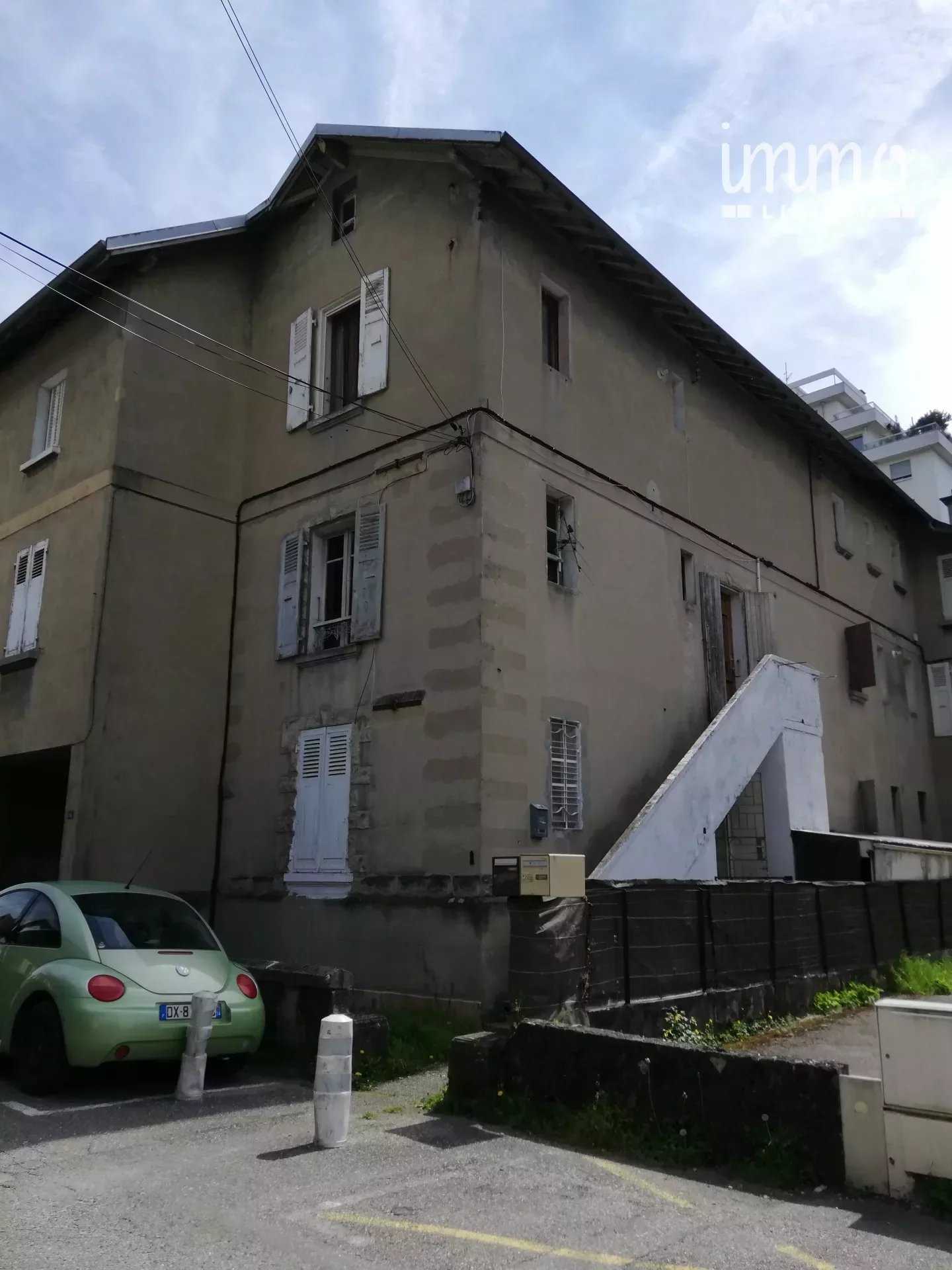 Condominium in Barberaz, Savoie 12635312