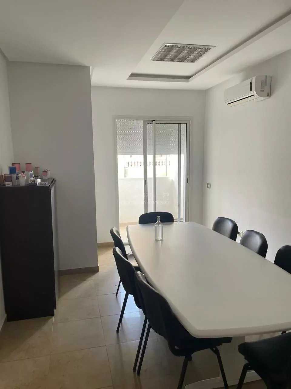辦公室 在 Cité Sahloul, Sousse Jaouhara 12635593
